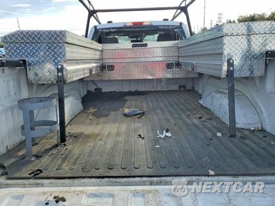 Zdjęcie 10 z 12 samochodu: 2023 FORD F150 VIN:1FTNF1E58PKD87944 - miniatura