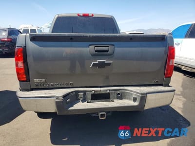 Zdjęcie 6 z 12 samochodu: 2011 CHEVROLET SILVERADO C1500 LS VIN:1GCRCREA8BZ452815 - miniatura