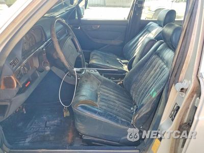 Zdjęcie 7 z 12 samochodu: 1988 MERCEDES-BENZ 560 SEL VIN:WDBCA39D6JA372700 - miniatura