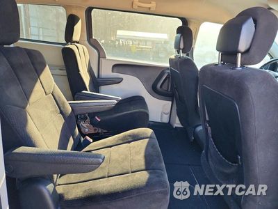 Zdjęcie 11 z 13 samochodu: 2012 DODGE GRAND CARAVAN SE VIN:2C4RDGBG5CR288798 - miniatura