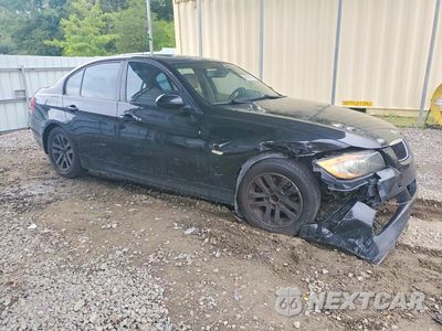 Czwarte zdjęcie samochodu z boku: 2007 BMW 328 XI SULEV VIN:WBAVC73517KP33232 - miniatura