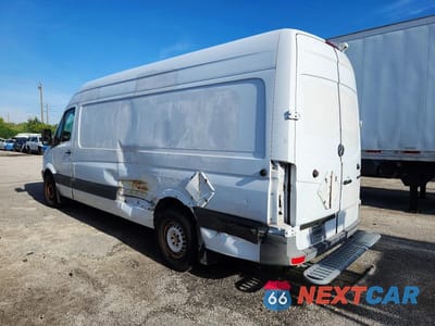 Drugie zdjęcie samochodu z przodu: 2011 MERCEDES-BENZ SPRINTER 2500 VIN:WD3PE8CB1B5591841 - miniatura