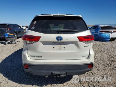 Zdjęcie 6 z 14 samochodu: 2017 TOYOTA HIGHLANDER HYBRID XLE VIN:5TDJGRFH3HS036579 - miniatura