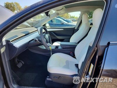 Zdjęcie 7 z 12 samochodu: 2024 TESLA MODEL Y VIN:7SAYGDED7RF050154 - miniatura