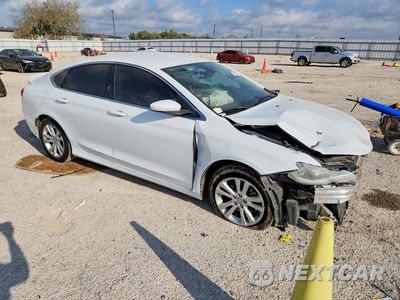 Czwarte zdjęcie samochodu z boku: 2015 CHRYSLER 200 LIMITED VIN:1C3CCCAB5FN606142 - miniatura