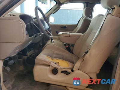 Zdjęcie 7 z 12 samochodu: 2002 FORD F150 VIN:1FTRX18W02NB83486 - miniatura