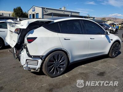 Trzecie zdjęcie samochodu z tyłu: 2020 TESLA MODEL Y VIN:5YJYGDEF1LF033694 - miniatura