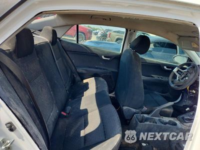 Zdjęcie 10 z 13 samochodu: 2019 KIA RIO S VIN:3KPA24AB8KE210667 - miniatura