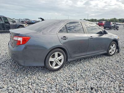 Trzecie zdjęcie samochodu z tyłu: 2014 TOYOTA CAMRY SE VIN:4T1BF1FKXEU464687 - miniatura