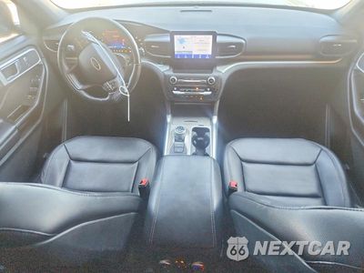 Zdjęcie 8 z 13 samochodu: 2020 FORD EXPLORER XLT VIN:1FMSK8DH2LGB60003 - miniatura