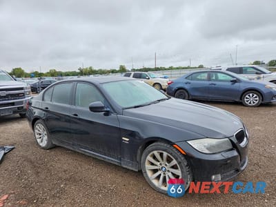 Czwarte zdjęcie samochodu z boku: 2011 BMW 328 XI VIN:WBAPK7G56BNN69716 - miniatura
