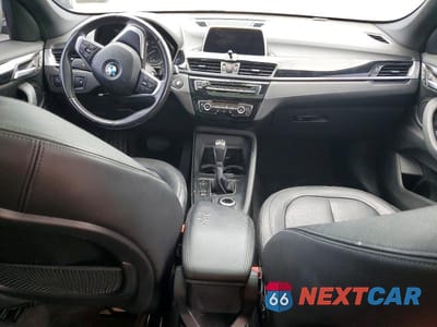 Zdjęcie 8 z 13 samochodu: 2018 BMW X1 SDRIVE28I VIN:WBXHU7C37J5H41746 - miniatura