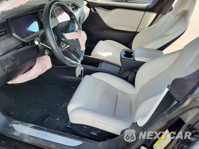 Zdjęcie 7 z 13 samochodu: 2018 TESLA MODEL S VIN:5YJSA1E26JF284002 - miniatura
