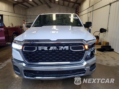Piąte zdjęcie samochodu w środku: 2026 RAM 1500 BIG HORN/LONE STAR VIN:1C6SRFFP4TN249180 - miniatura