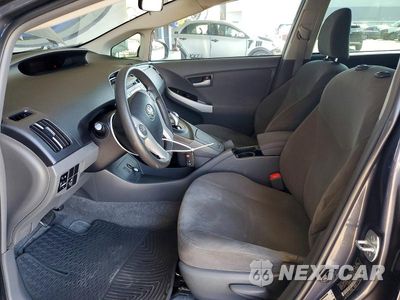 Zdjęcie 7 z 13 samochodu: 2011 TOYOTA PRIUS TWO VIN:JTDKN3DU9B1381322 - miniatura
