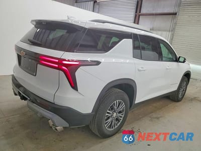 Trzecie zdjęcie samochodu z tyłu: 2026 CHEVROLET TRAVERSE LT VIN:1GNERGKS0TJ223311 - miniatura