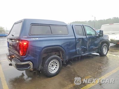 Trzecie zdjęcie samochodu z tyłu: 2022 GMC SIERRA K1500 VIN:1GTRUAED1NZ509935 - miniatura