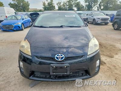 Piąte zdjęcie samochodu w środku: 2011 TOYOTA PRIUS FOUR VIN:JTDKN3DU1B0276263 - miniatura