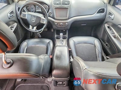 Zdjęcie 8 z 12 samochodu: 2017 DODGE JOURNEY CROSSROAD VIN:3C4PDDGG4HT560907 - miniatura