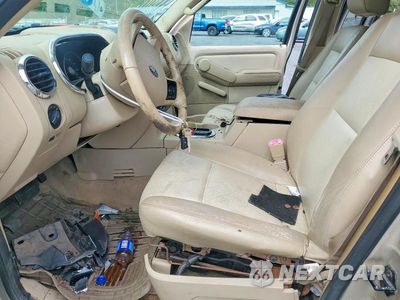 Zdjęcie 7 z 13 samochodu: 2006 FORD EXPLORER XLT VIN:1FMEU73E46UA95251 - miniatura