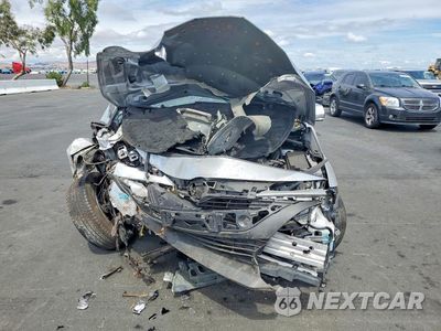 Piąte zdjęcie samochodu w środku: 2020 TOYOTA PRIUS PRIME XLE VIN:JTDKARFP5L3130664 - miniatura