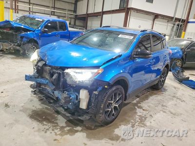 2017 TOYOTA RAV4 SE JTMJFREV4HJ153336 - główne zdjęcie licytacji z USA - miniatura