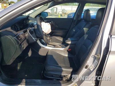 Zdjęcie 7 z 12 samochodu: 2016 HONDA ACCORD EX VIN:1HGCR2E70GA127437 - miniatura