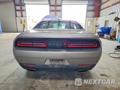 Zdjęcie 6 z 12 samochodu: 2016 DODGE CHALLENGER SXT VIN:2C3CDZAG1GH183713 - miniatura