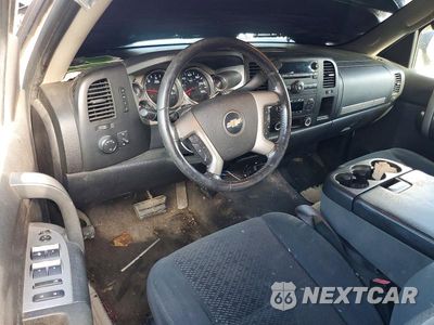 Zdjęcie 8 z 12 samochodu: 2007 CHEVROLET SILVERADO K1500 CREW CAB VIN:2GCEK13C471643784 - miniatura