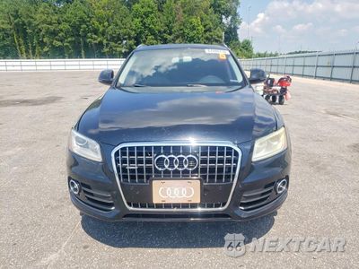 Piąte zdjęcie samochodu w środku: 2017 AUDI Q5 PREMIUM VIN:WA1C2AFP4HA080551 - miniatura
