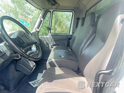 Piąte zdjęcie samochodu w środku: 2015 INTERNATIONAL 4300 REFRIGERATED BOX TRUCK VIN:3HAMMMMN2FL508027 - miniatura