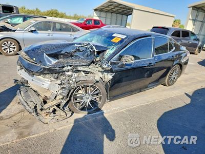 2024 TOYOTA CAMRY SE 4T1G11AK1RU234568 - główne zdjęcie licytacji z USA - miniatura