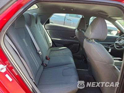 Zdjęcie 10 z 13 samochodu: 2023 HYUNDAI ELANTRA SEL VIN:KMHLM4AG0PU498493 - miniatura