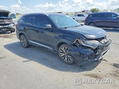 Czwarte zdjęcie samochodu z boku: 2019 MITSUBISHI OUTLANDER SE VIN:JA4AZ3A37KZ040945 - miniatura