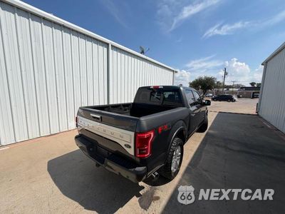 Czwarte zdjęcie samochodu z boku: 2016 FORD F150 SUPERCREW VIN:1FTEW1EG6GFB64196 - miniatura