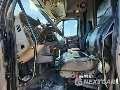 Zdjęcie 7 z 14 samochodu: 2005 PETERBILT 387 SEMI TRUCK VIN:1XP7DB9X65D855962 - miniatura