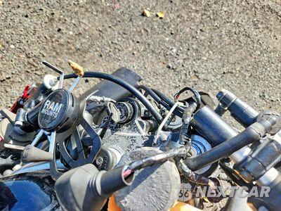 Zdjęcie 7 z 9 samochodu: 2007 KAWASAKI ZX600 J1 VIN:JKAZX4J157A068388 - miniatura