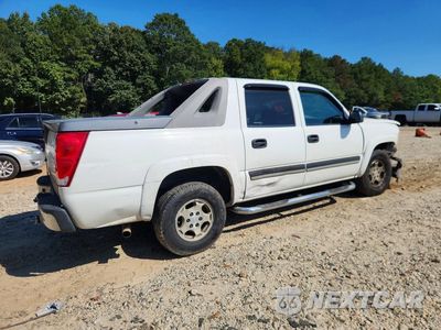Trzecie zdjęcie samochodu z tyłu: 2005 CHEVROLET AVALANCHE C1500 VIN:3GNEC12Z55G119428 - miniatura