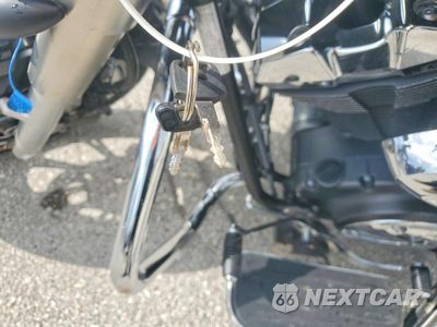 Zdjęcie 8 z 9 samochodu: 2010 YAMAHA XVS950 A VIN:JYAVN01E1AA010545 - miniatura