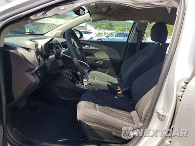 Zdjęcie 7 z 12 samochodu: 2016 CHEVROLET SONIC LT VIN:1G1JC6SG1G4157749 - miniatura