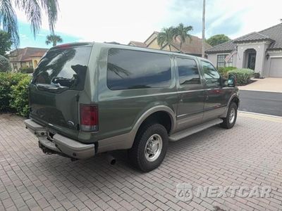 Czwarte zdjęcie samochodu z boku: 2005 FORD EXCURSION EDDIE BAUER VIN:1FMSU45P95EB92468 - miniatura