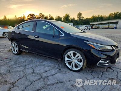Czwarte zdjęcie samochodu z boku: 2018 CHEVROLET CRUZE PREMIER VIN:1G1BF5SM4J7114153 - miniatura