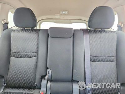 Zdjęcie 10 z 14 samochodu: 2017 NISSAN ROGUE SV VIN:KNMAT2MV7HP532068 - miniatura