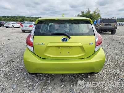 Zdjęcie 6 z 12 samochodu: 2015 TOYOTA PRIUS C TWO VIN:JTDKDTB39F1095375 - miniatura
