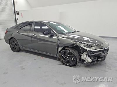 Czwarte zdjęcie samochodu z boku: 2026 HYUNDAI ELANTRA SEL SPORT VIN:KMHLM4DG4TU165073 - miniatura