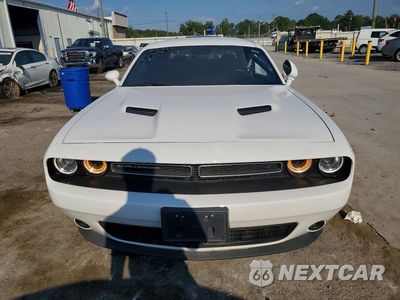 Piąte zdjęcie samochodu w środku: 2018 DODGE CHALLENGER SXT VIN:2C3CDZAG5JH317551 - miniatura