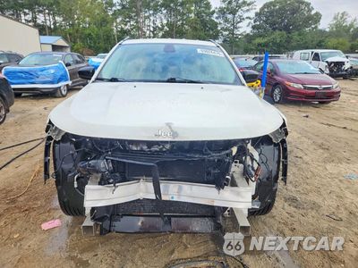 Piąte zdjęcie samochodu w środku: 2017 JEEP COMPASS SPORT VIN:3C4NJDAB3HT656167 - miniatura