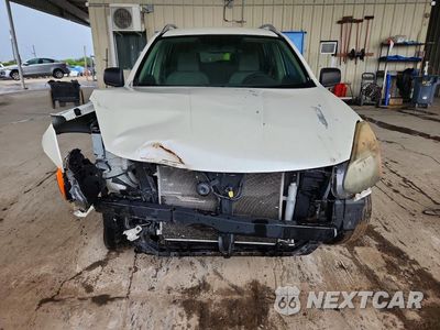 Piąte zdjęcie samochodu w środku: 2015 NISSAN ROGUE SELECT S VIN:JN8AS5MT0FW667872 - miniatura