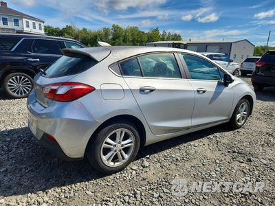 Trzecie zdjęcie samochodu z tyłu: 2018 CHEVROLET CRUZE LT VIN:3G1BE6SM5JS655111 - miniatura