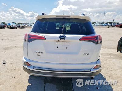 Zdjęcie 6 z 12 samochodu: 2017 TOYOTA RAV4 XLE VIN:JTMWFREVXHJ710403 - miniatura